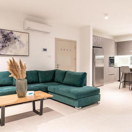 Venus Apartment Larnaca Esterno foto